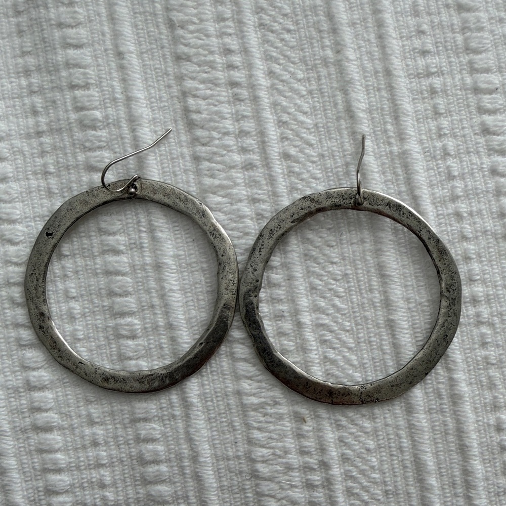 Elegant Pewter/Silver Hoop Earrings
